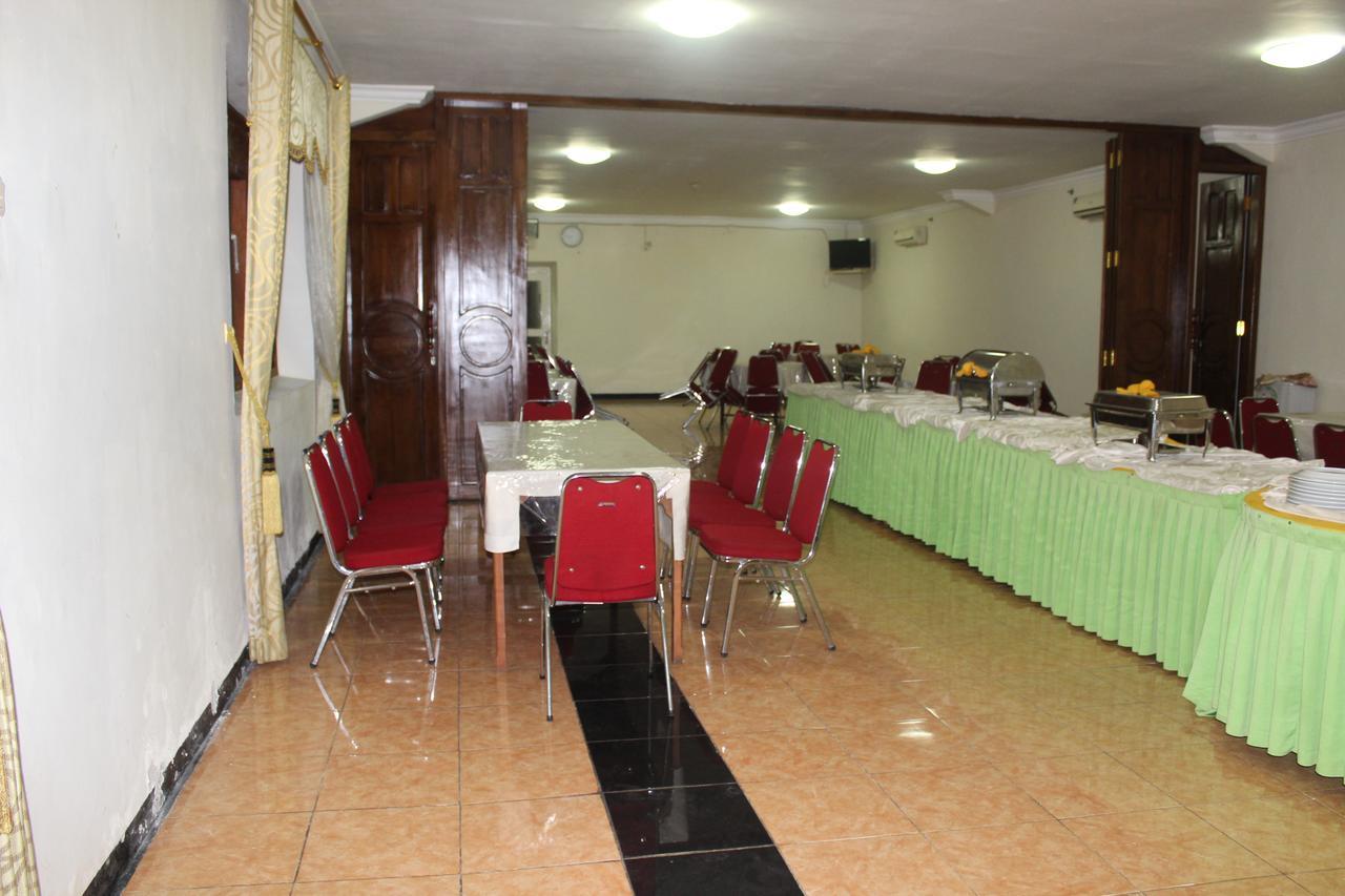 Sinar Bintang Hotel Cepu Exterior foto
